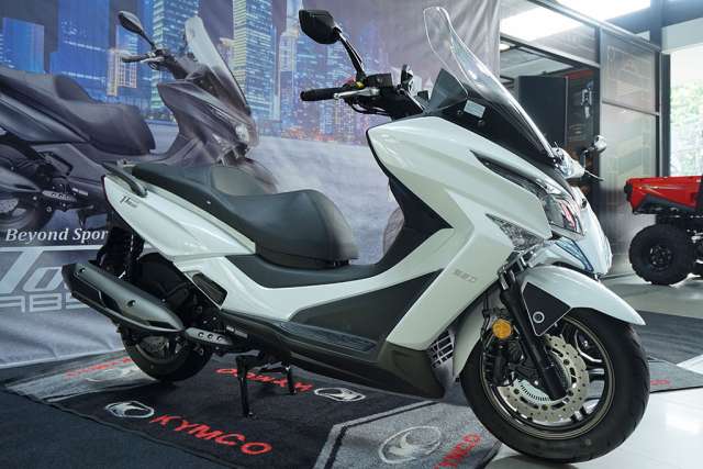 Jagoan baru Kymco Skutik X-Town 250i Sporty dan Trendi